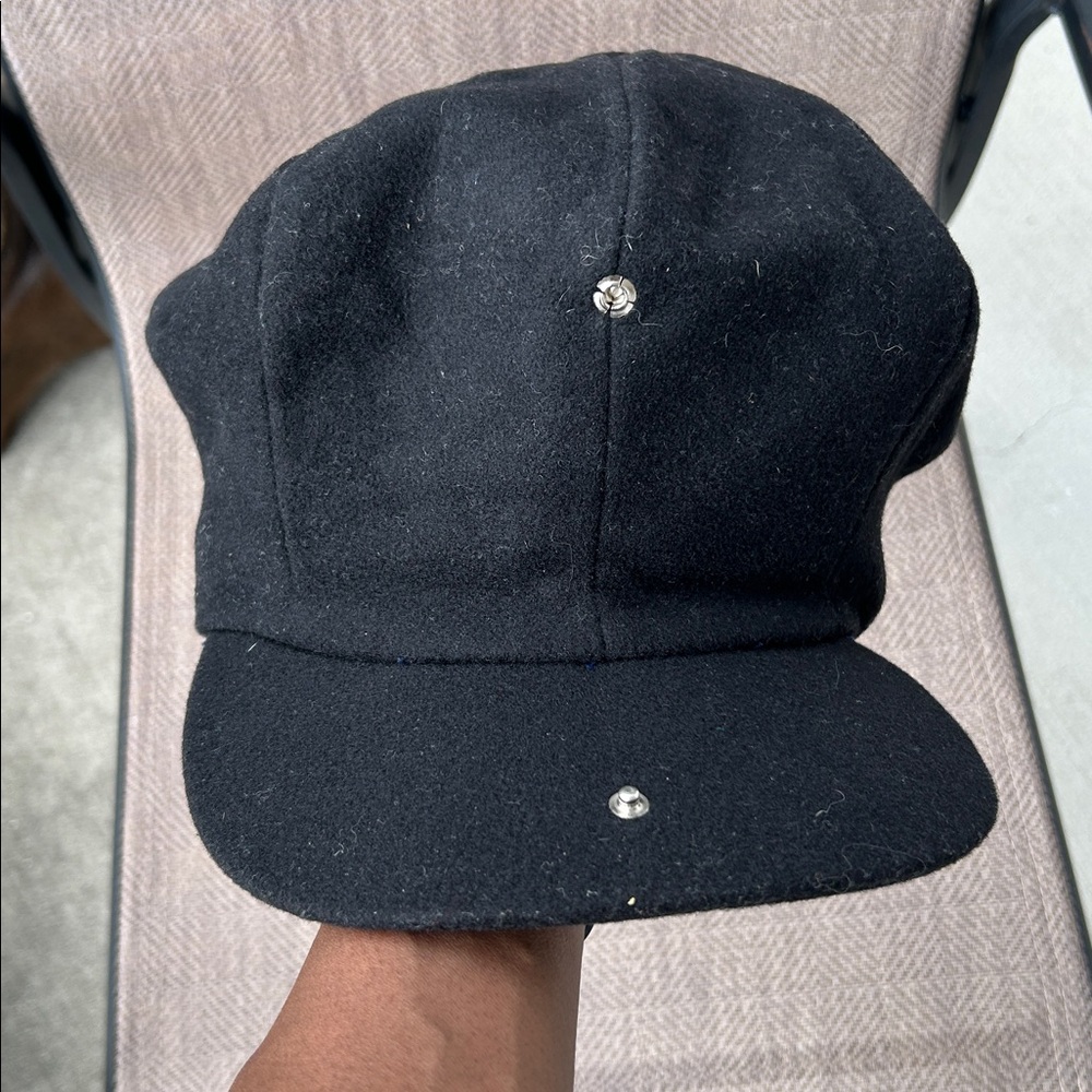NEW YORK HAT COMPANY Classic Black Wool Newsboy Cap. One Size. 100% Wool. - Picture 8 of 11